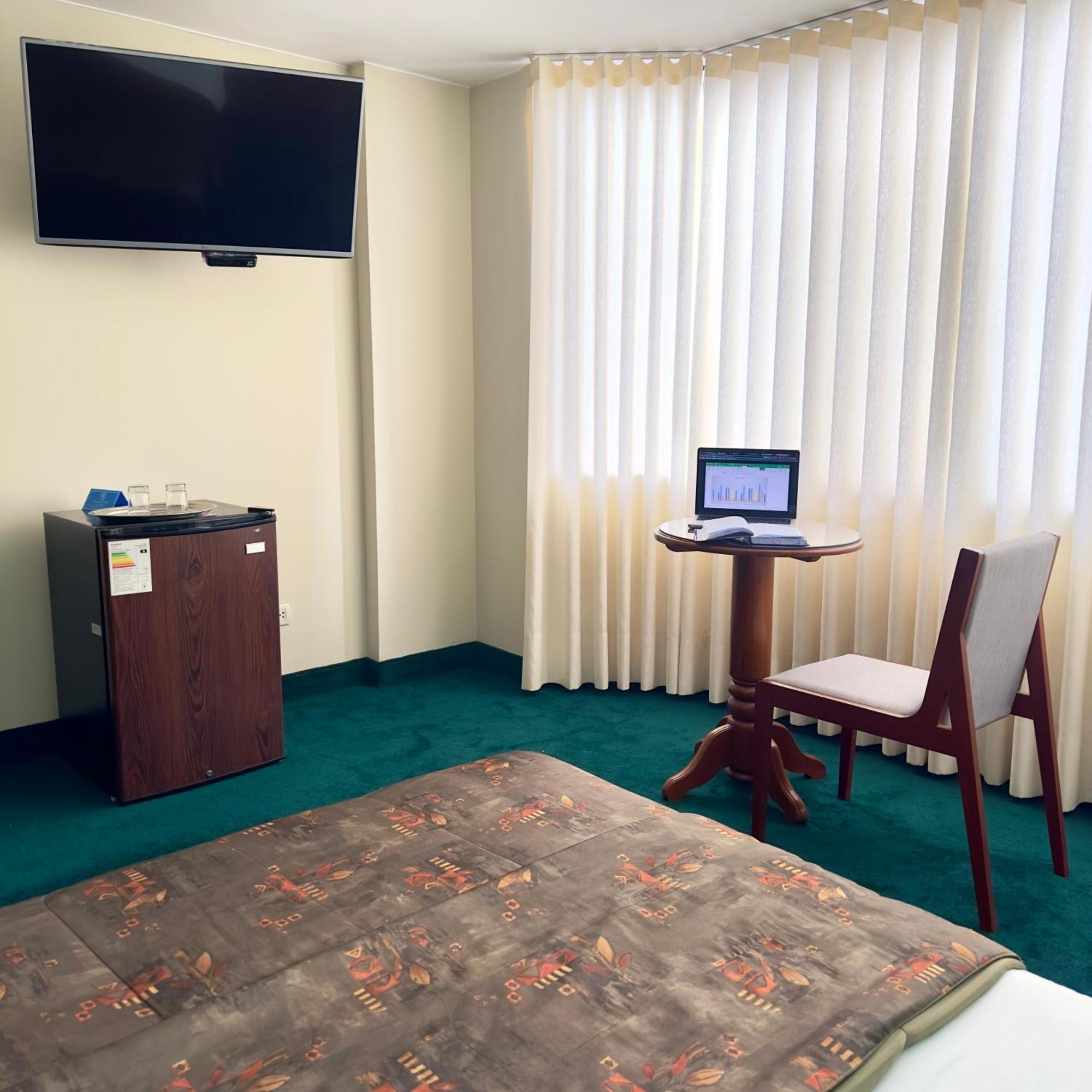 Hotel Hotel La Molina 2*